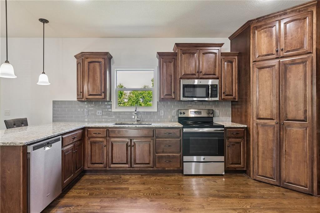 3400 Northwest 50th Street Riverside, MO 64150 - Photo 11 of 45