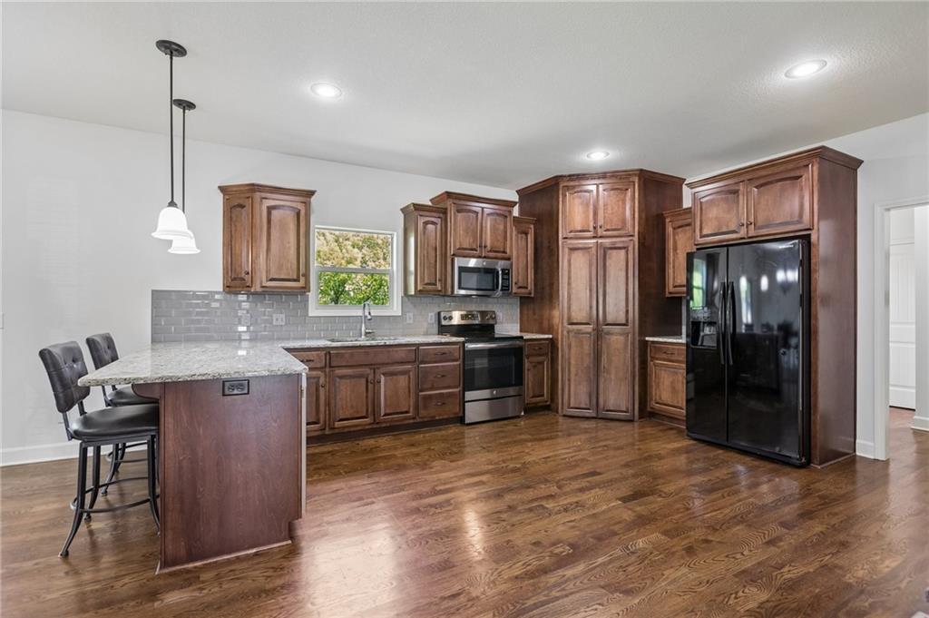 3400 Northwest 50th Street Riverside, MO 64150 - Photo 10 of 45