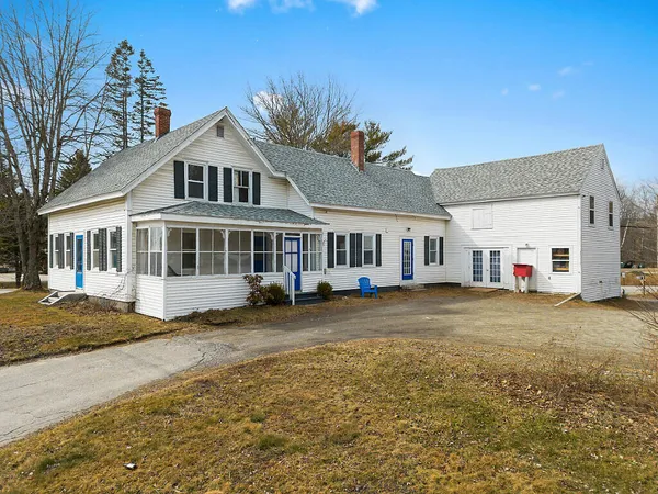 $335,000 | 903 Western Avenue, Manchester, ME 04351