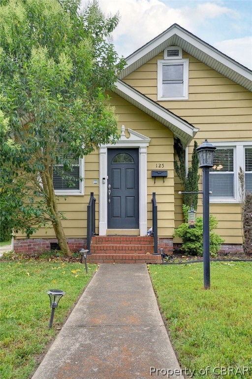 125 Chesterfield Road Hampton, VA 23661 - Photo 4 of 34 Gallery Image 4