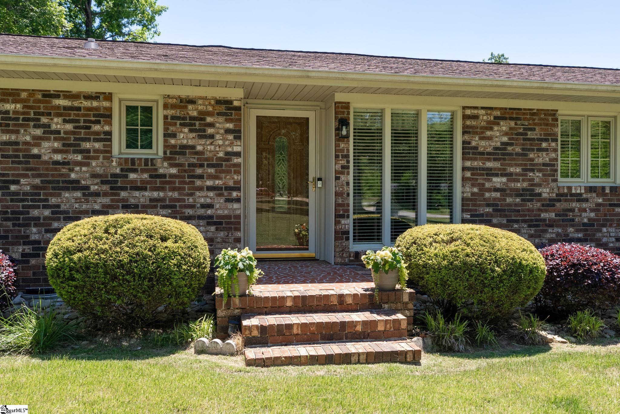 136 Bagwell Street Easley, SC 29640 - Photo 3 of 50