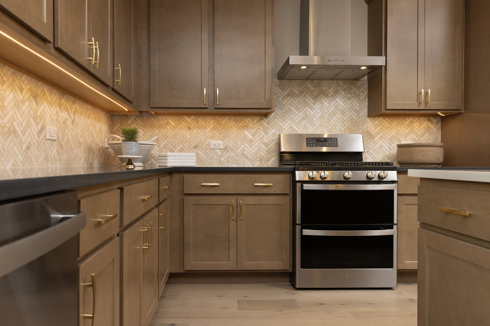 2767 Stone Circle Geneva, IL 60134 - Photo 7 of 12 a kitchen with granite countertop cabinets and steel stainless steel appliances