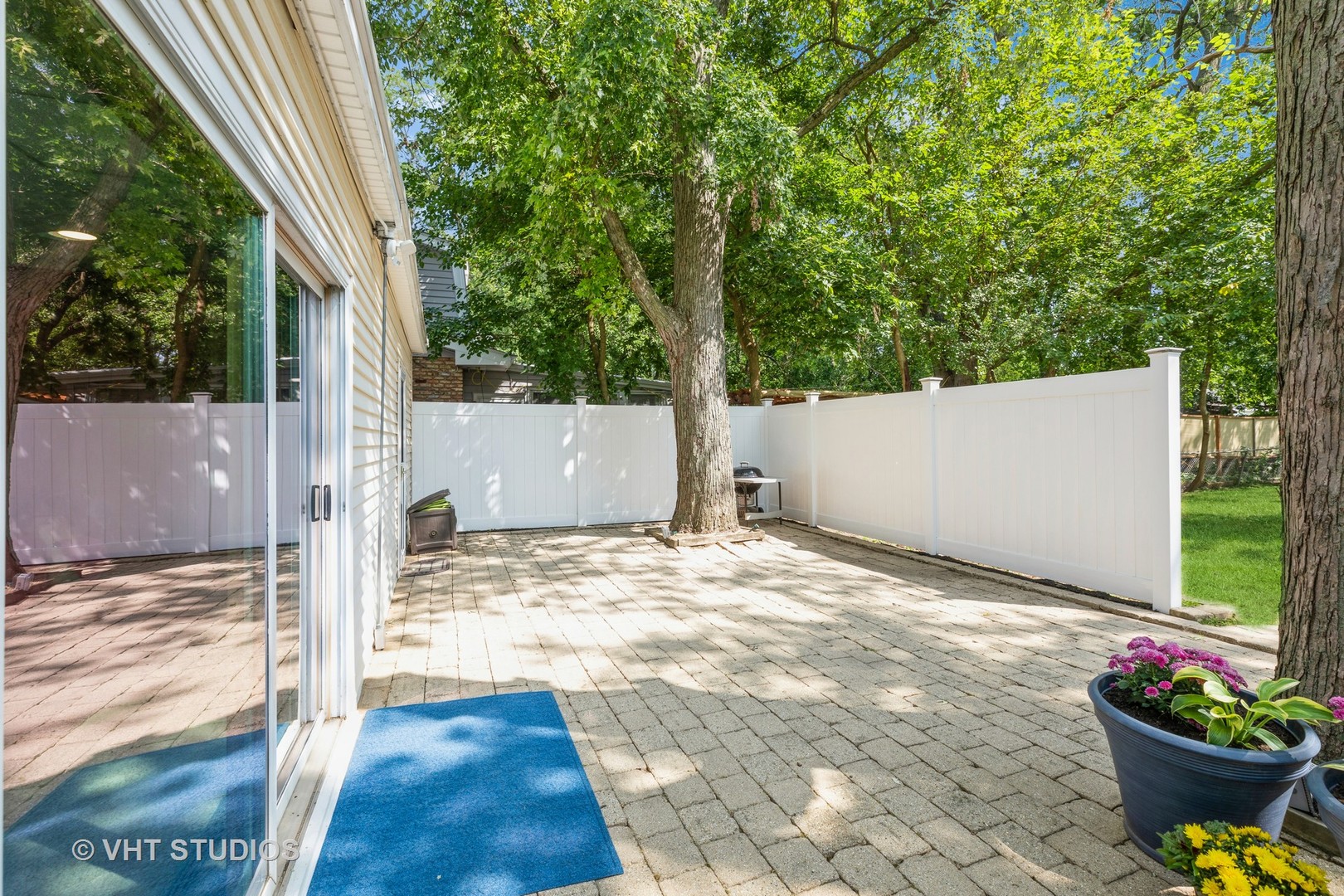 1345 Hickory Road Homewood, IL 60430 - Photo 21 of 28 a view of a backyard