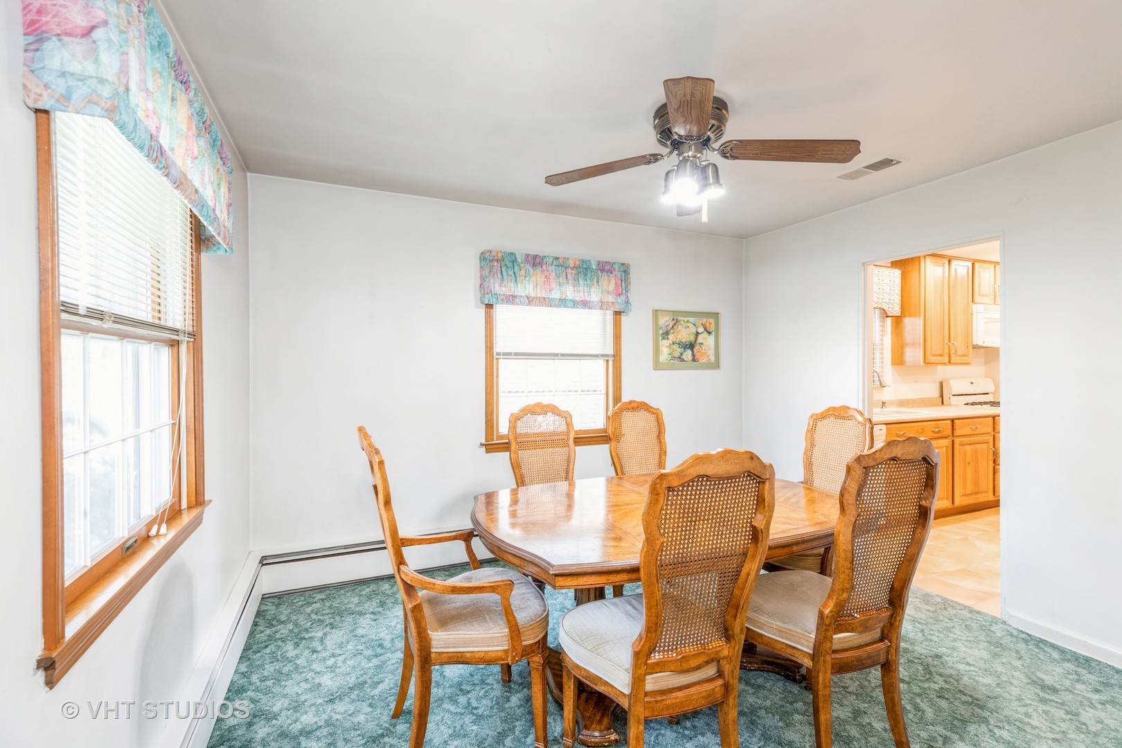 1345 Hickory Road Homewood, IL 60430 - Photo 9 of 28 a dining room with furniture and window
