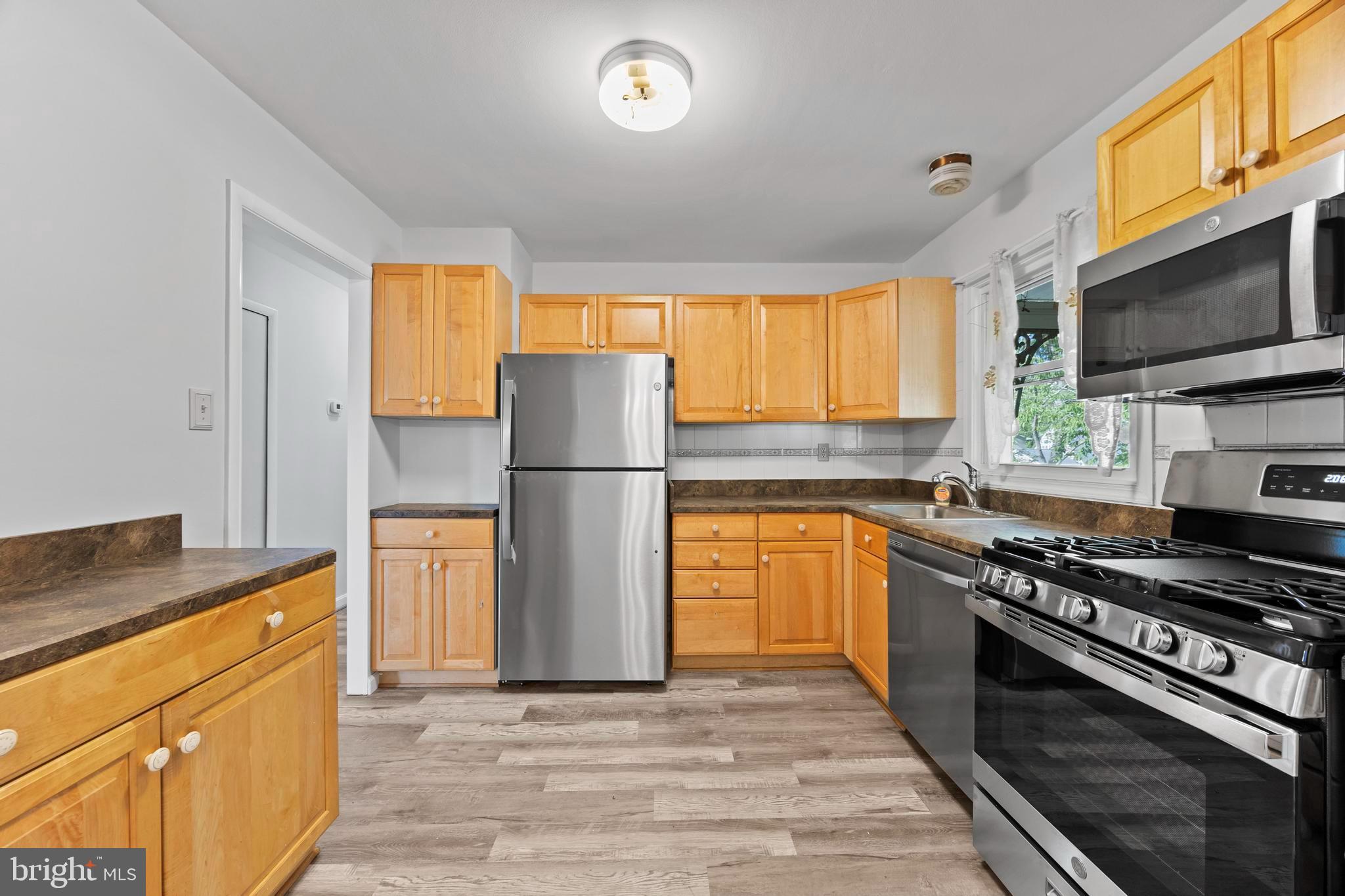 817 Belfast Road Waldorf, MD 20602 - Photo 19 of 50