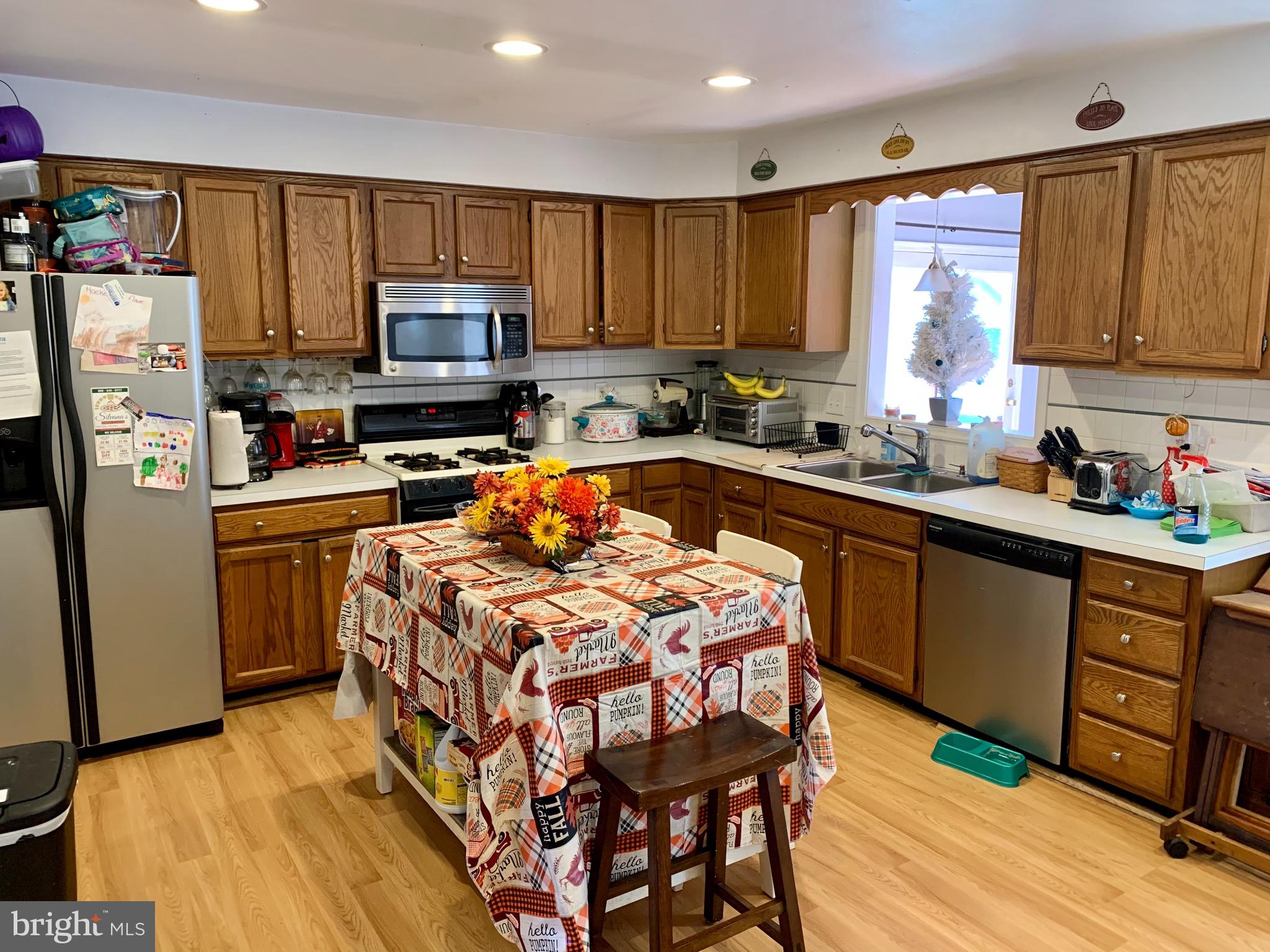 123 Rutgers Road Pennsville, NJ 08070 - Photo 12 of 36 Open Kitchen (present day)