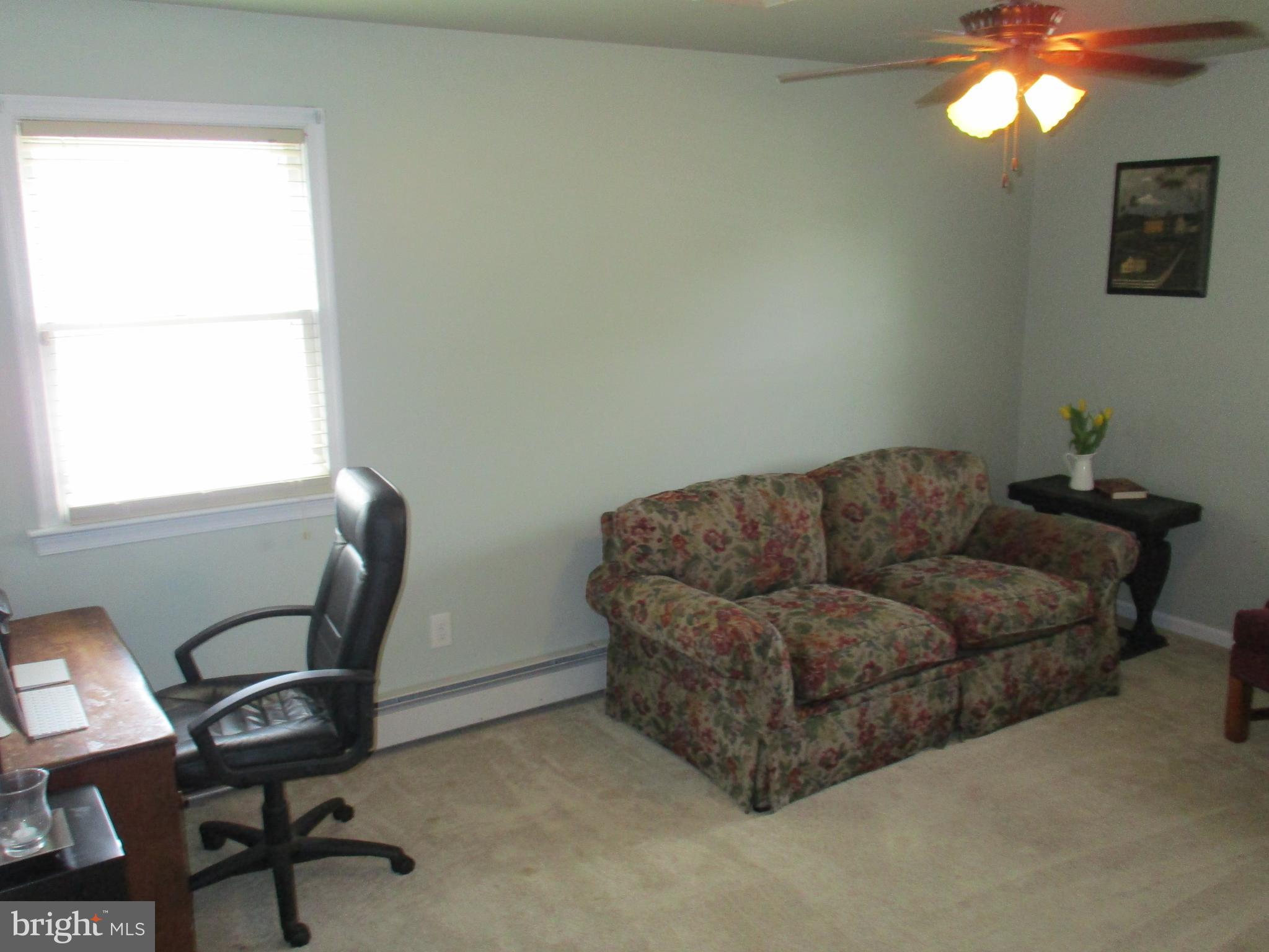 123 Rutgers Road Pennsville, NJ 08070 - Photo 23 of 36 Bonus Room--Could use as a Family Room or 4th BR