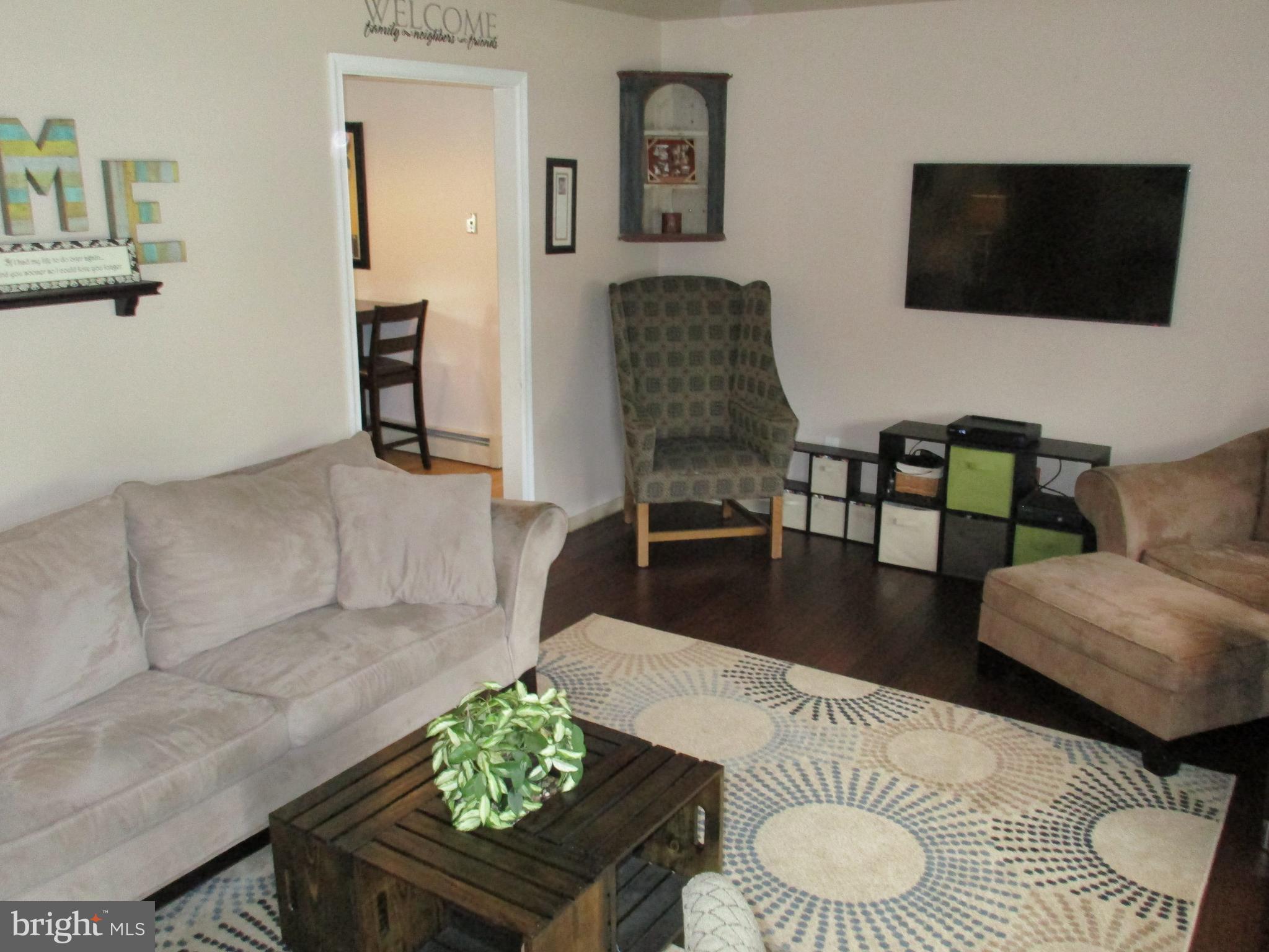 123 Rutgers Road Pennsville, NJ 08070 - Photo 6 of 36 White Trim Throughout