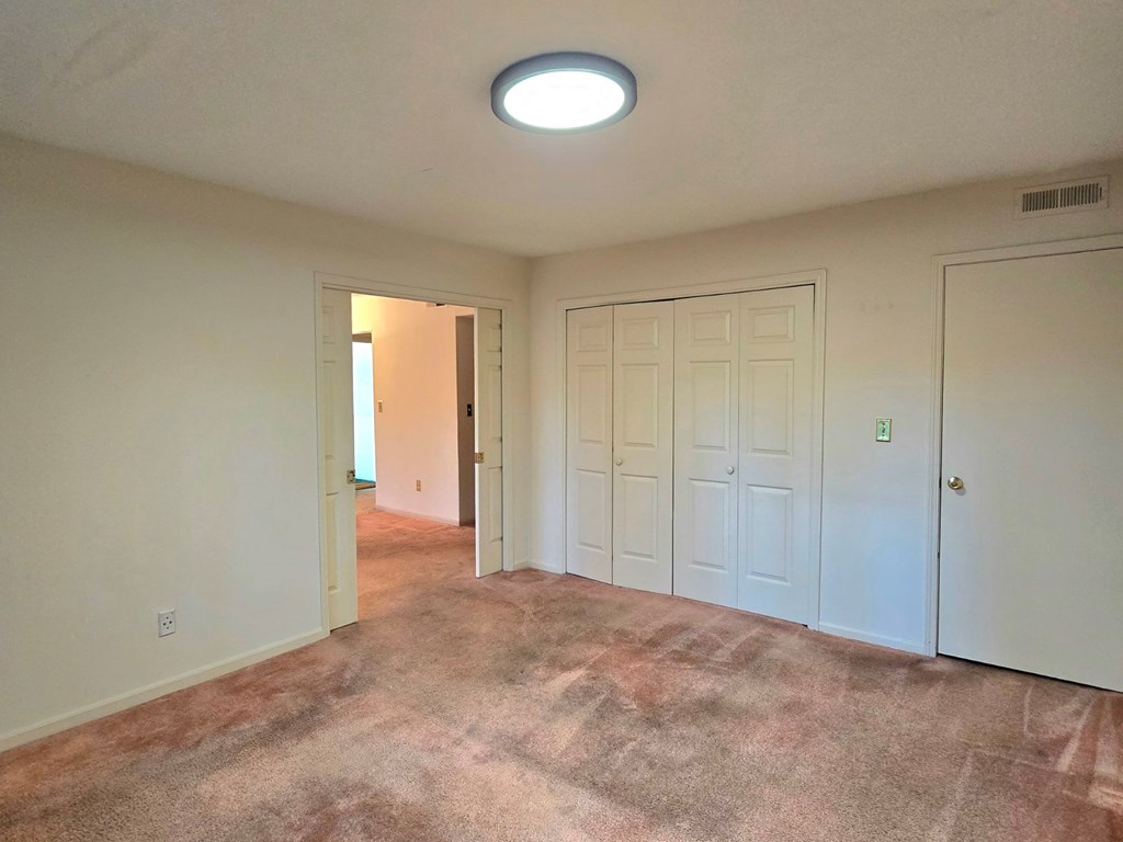 6851 Roswell Road Sandy Springs, GA 30328 - Photo 13 of 19 a view of an empty room with a window
