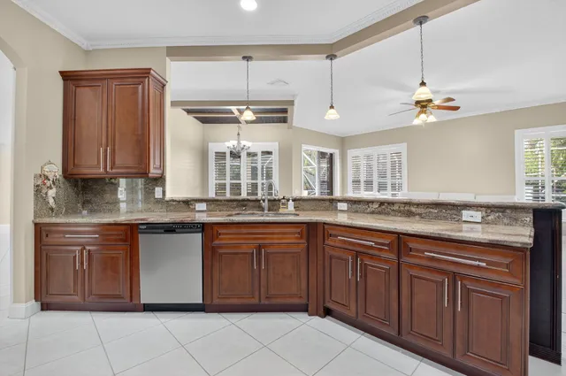 $5,900 | 6695 Conch Court, Boynton Beach, FL 33437