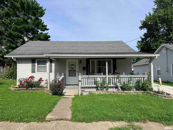 $149,900 | 551 Royal Court, Canton, IL 61520
