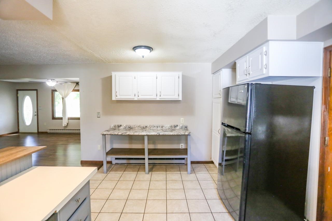 8909 Eby Road Fort Wayne, IN 46835 - Photo 8 of 34