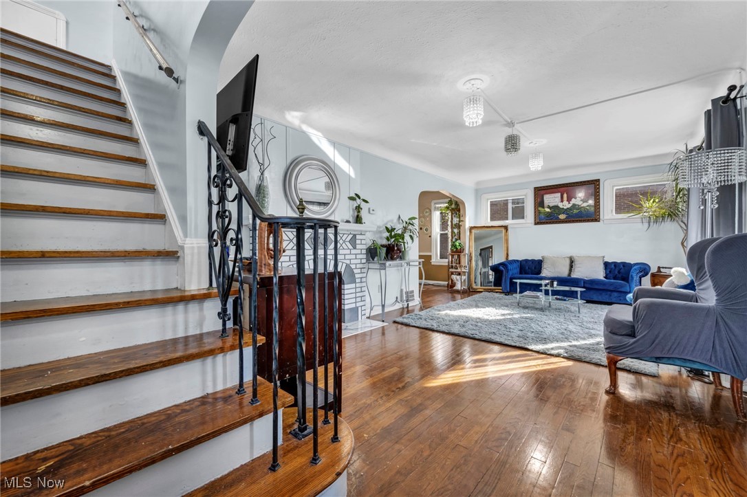 18111 Marcella Road Cleveland, OH 44119 - Photo 13 of 42 Gallery Image 13