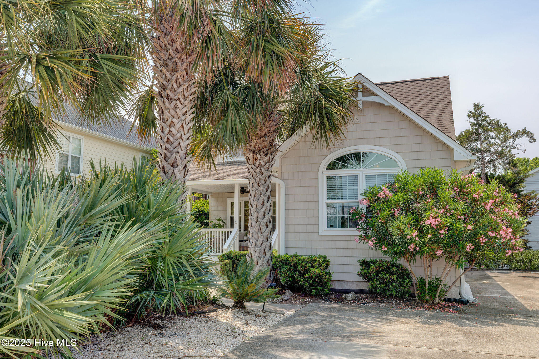 927 Riptide Lane Carolina Beach, NC 28428 - Photo 2 of 77 927RiptideLane-1