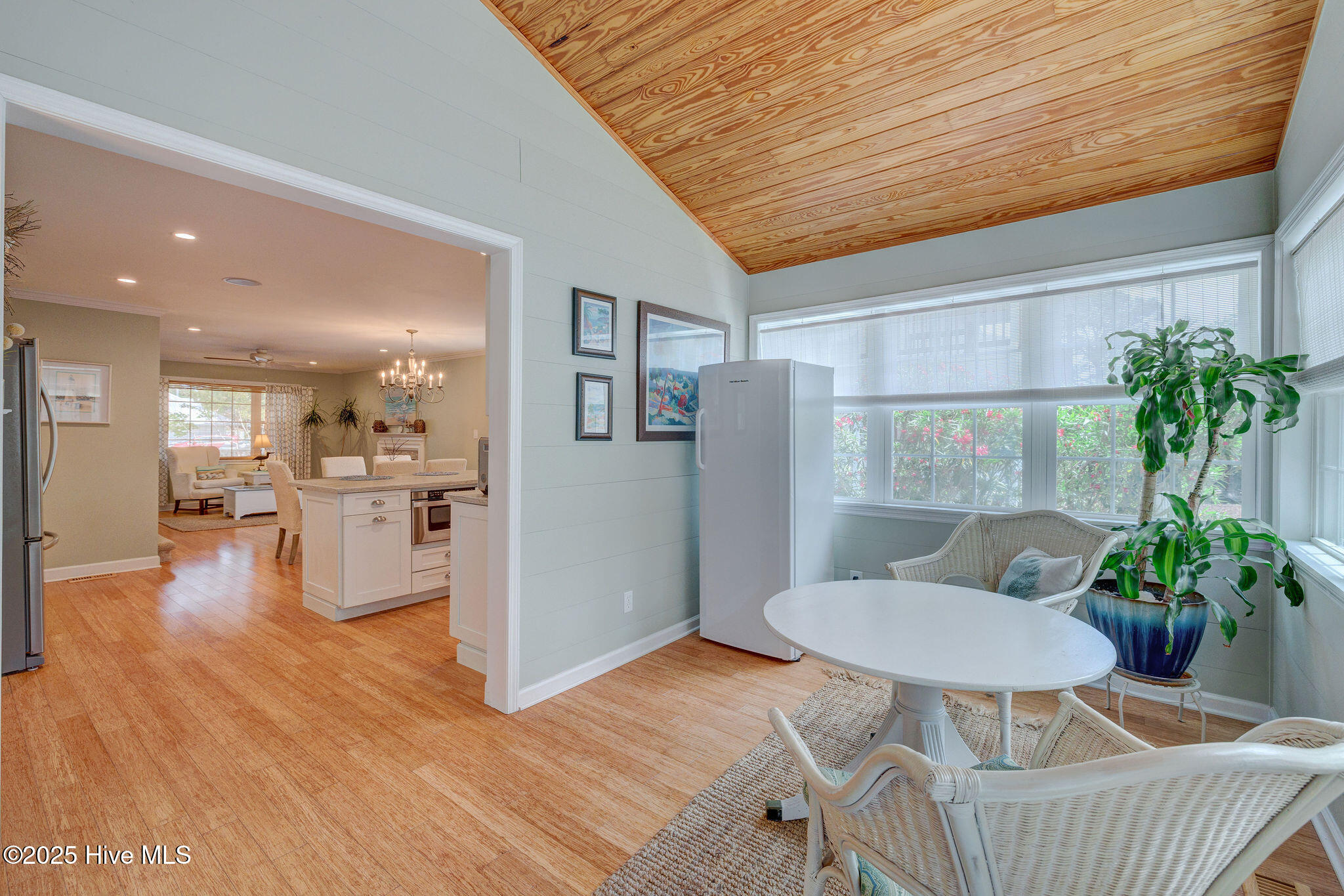 927 Riptide Lane Carolina Beach, NC 28428 - Photo 26 of 77 927RiptideLane-31