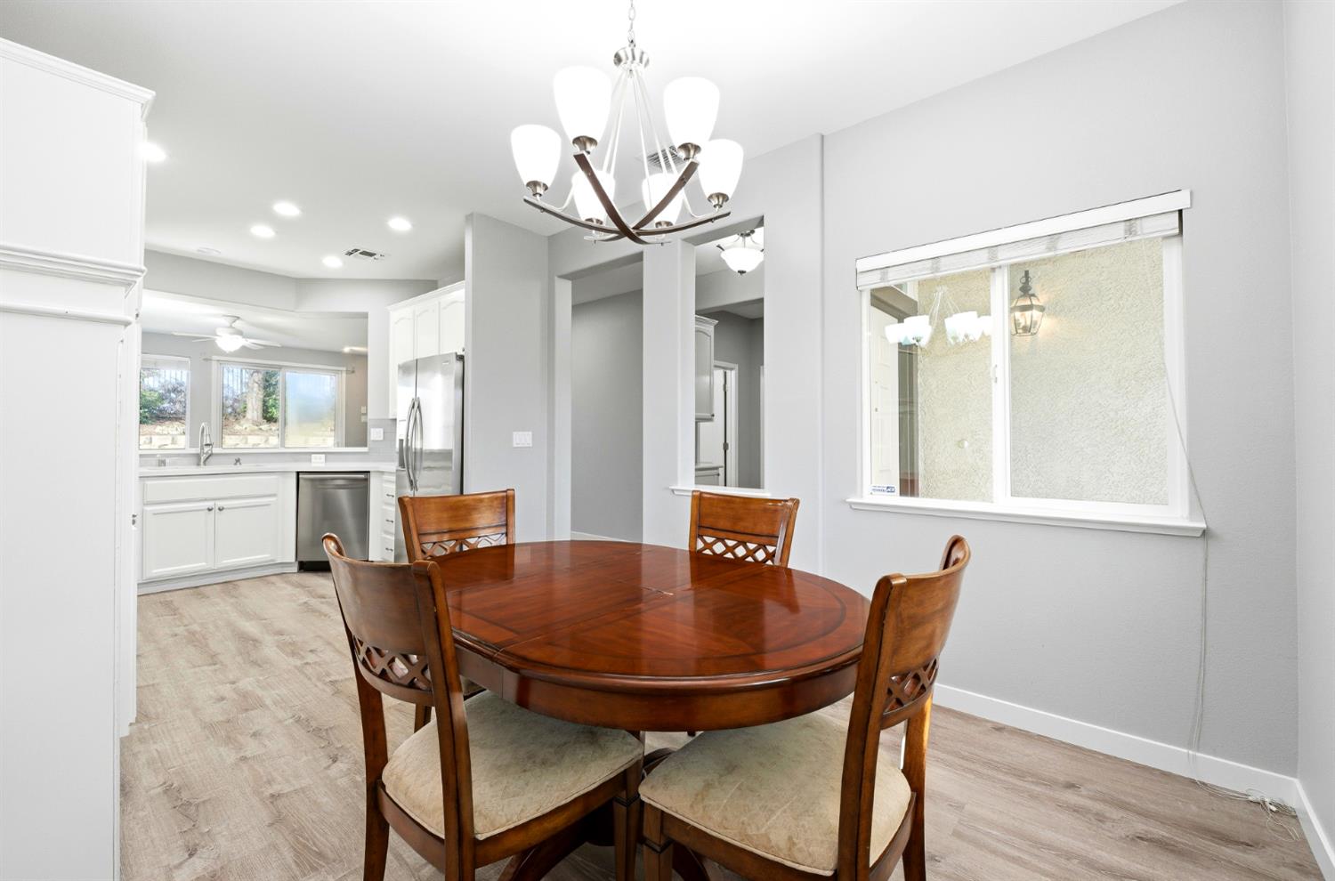 3368 Verdeca Way Rancho Cordova, CA 95670 - Photo 13 of 44