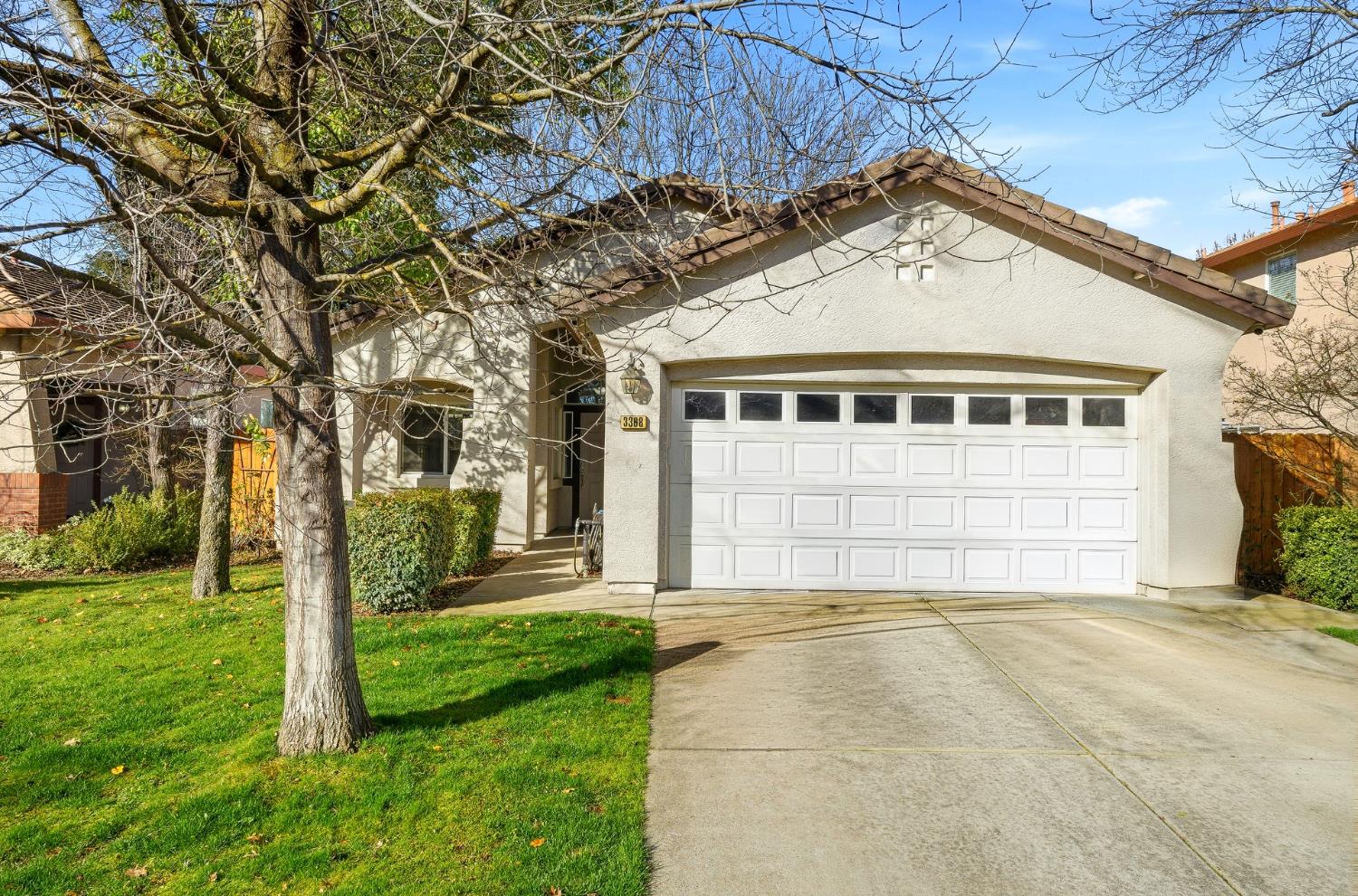 3368 Verdeca Way Rancho Cordova, CA 95670 - Photo 3 of 44