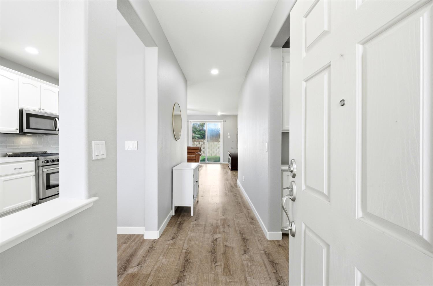 3368 Verdeca Way Rancho Cordova, CA 95670 - Photo 5 of 44