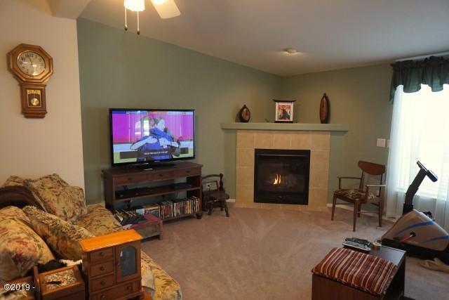 2399 Northeast Holmes Road Lincoln City, OR 97367 - Photo 12 of 30 Living Room