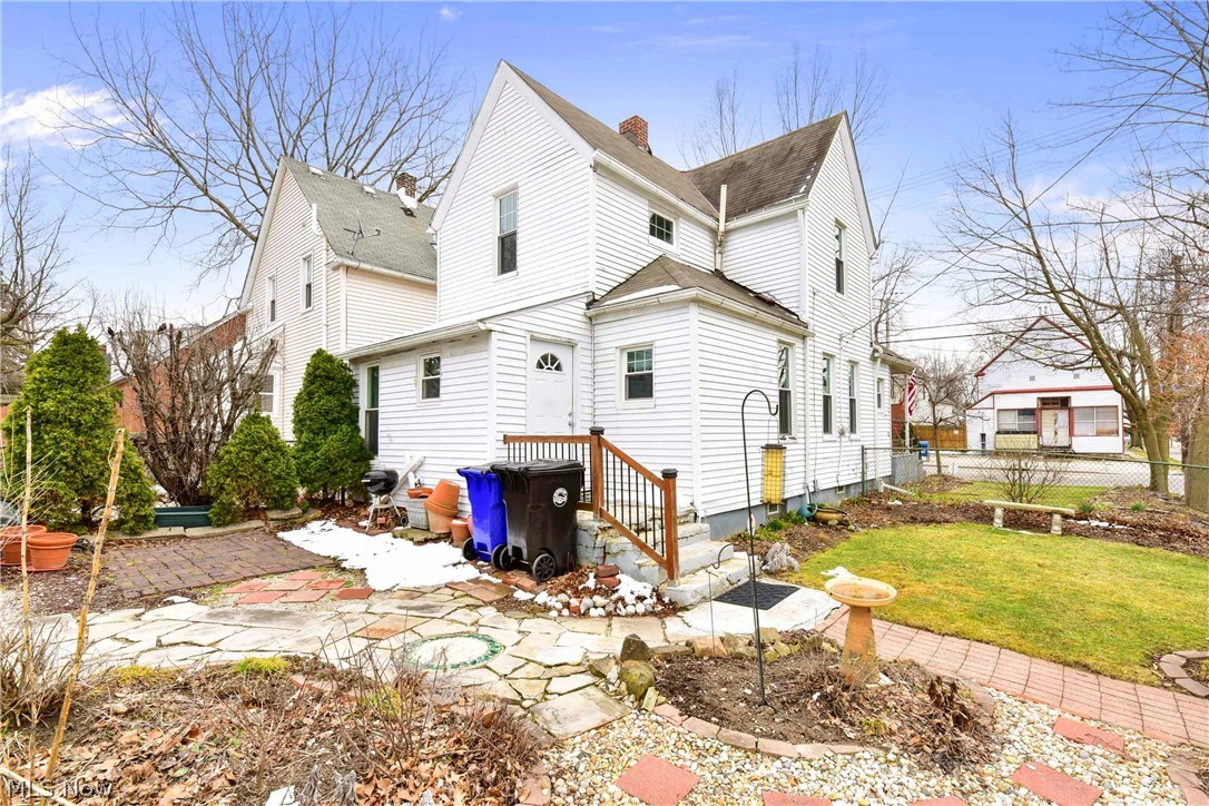 11940 Triskett Road Cleveland, OH 44111 - Photo 33 of 34 Gallery Image 33
