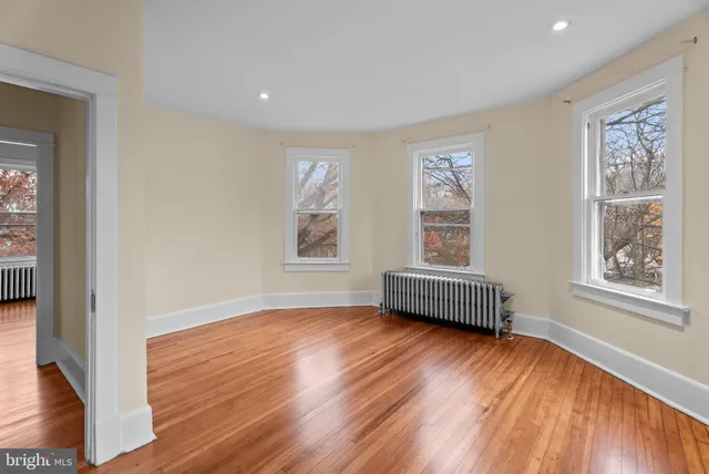 $3,500 | 4230 31st Street, Mount Rainier, MD 20712