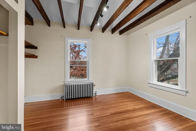 $3,500 | 4230 31st Street, Mount Rainier, MD 20712