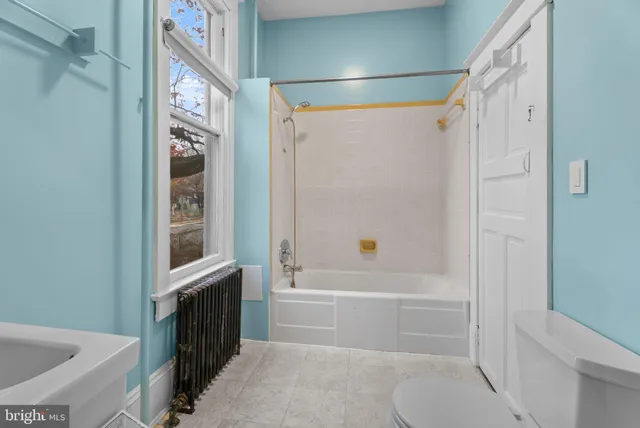 $3,500 | 4230 31st Street, Mount Rainier, MD 20712