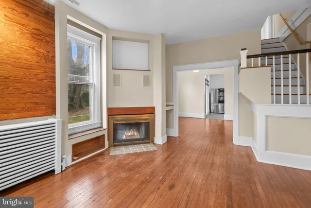 $3,500 | 4230 31st Street, Mount Rainier, MD 20712