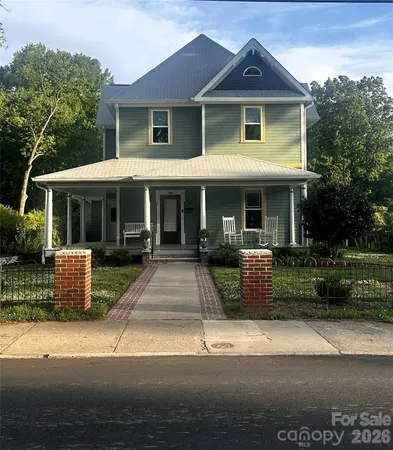 $549,900 | 207 West Academy Street, Cherryville, NC 28021