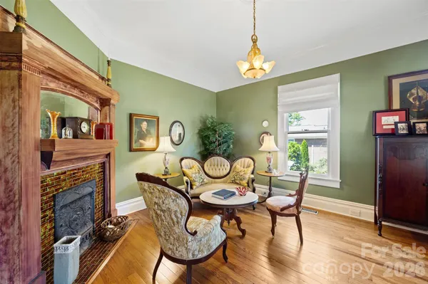 $549,900 | 207 West Academy Street, Cherryville, NC 28021