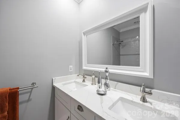 $549,900 | 207 West Academy Street, Cherryville, NC 28021