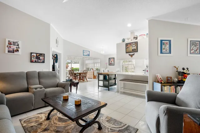 $459,900 | 7770 Southeast Spicewood Circle, Hobe Sound, FL 33455