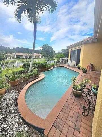 $749,900 | 9535 East Maiden Court, Vero Beach, FL 32963