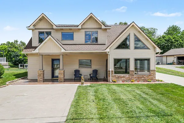 $749,000 | 703 Lake Drive, Coldwater, MI 49036