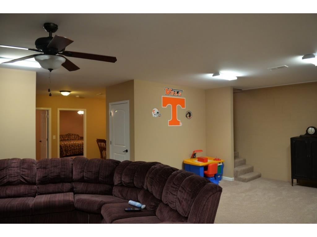 670 Dunlap Road Kingsport, TN 37663 - Photo 26 of 36 Lower level Rec Room
