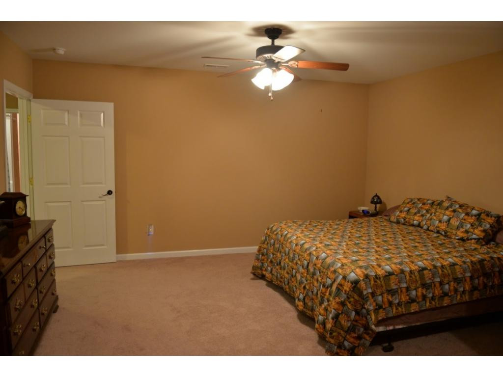 670 Dunlap Road Kingsport, TN 37663 - Photo 28 of 36 Bedroom 5