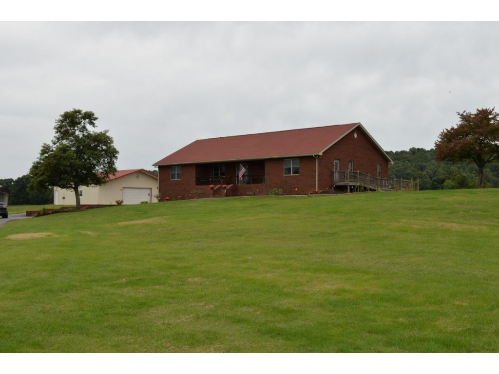 670 Dunlap Road Kingsport, TN 37663 - Photo 3 of 36 Enjoy the privacy