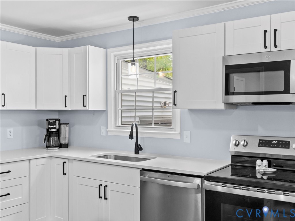 11112 Savoy Road North Chesterfield, VA 23235 - Photo 9 of 40