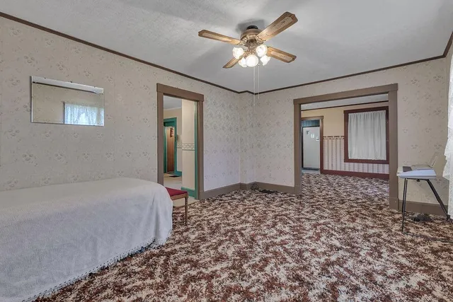 $190,000 | 1196 Mercer Road, Ellwood City, PA 16117