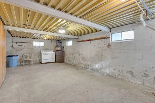 $190,000 | 1196 Mercer Road, Ellwood City, PA 16117