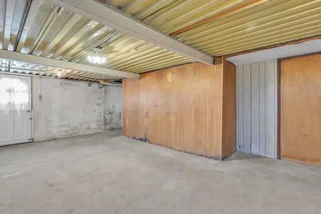 $190,000 | 1196 Mercer Road, Ellwood City, PA 16117