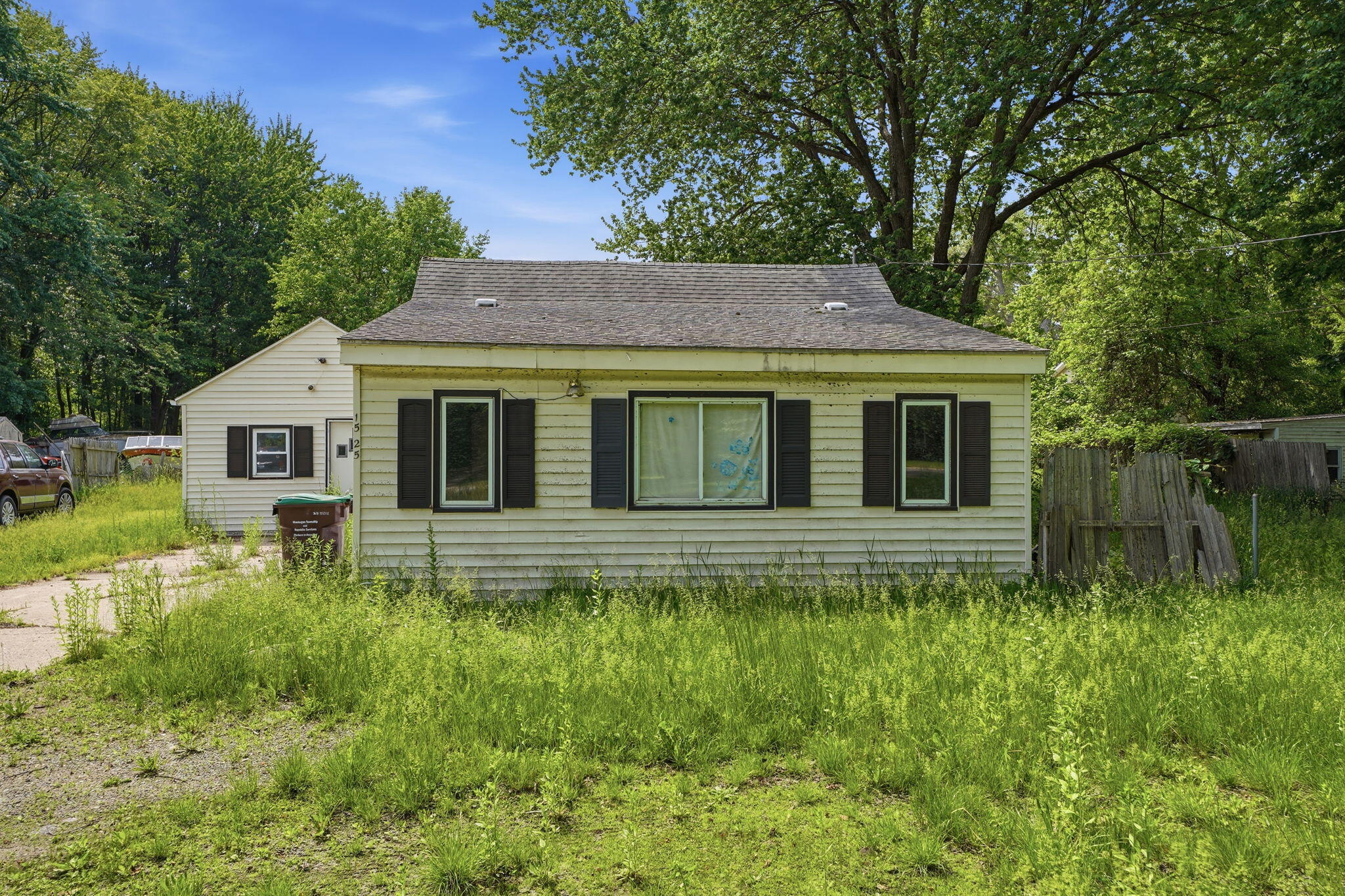 1525 South Dangl Road Muskegon, MI 49442 - Photo 1 of 23 1-web-or-mls-DSC06283 Matthew Zoet - Cop