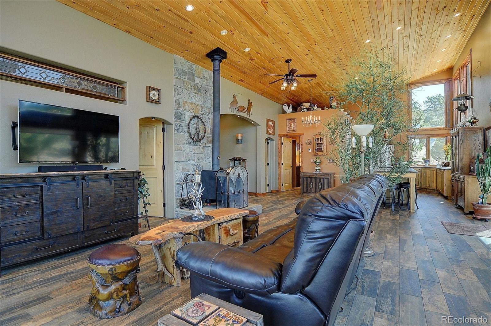 2098 Commanche Road Westcliffe, CO 81252 - Photo 8 of 35