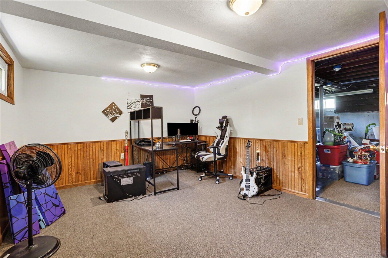 1306 27th Street Manistee, MI 49660 - Photo 12 of 17