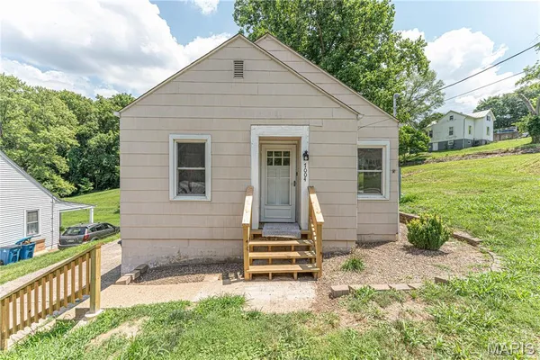 $130,000 | 1004 Miller Street, New Haven, MO 63068