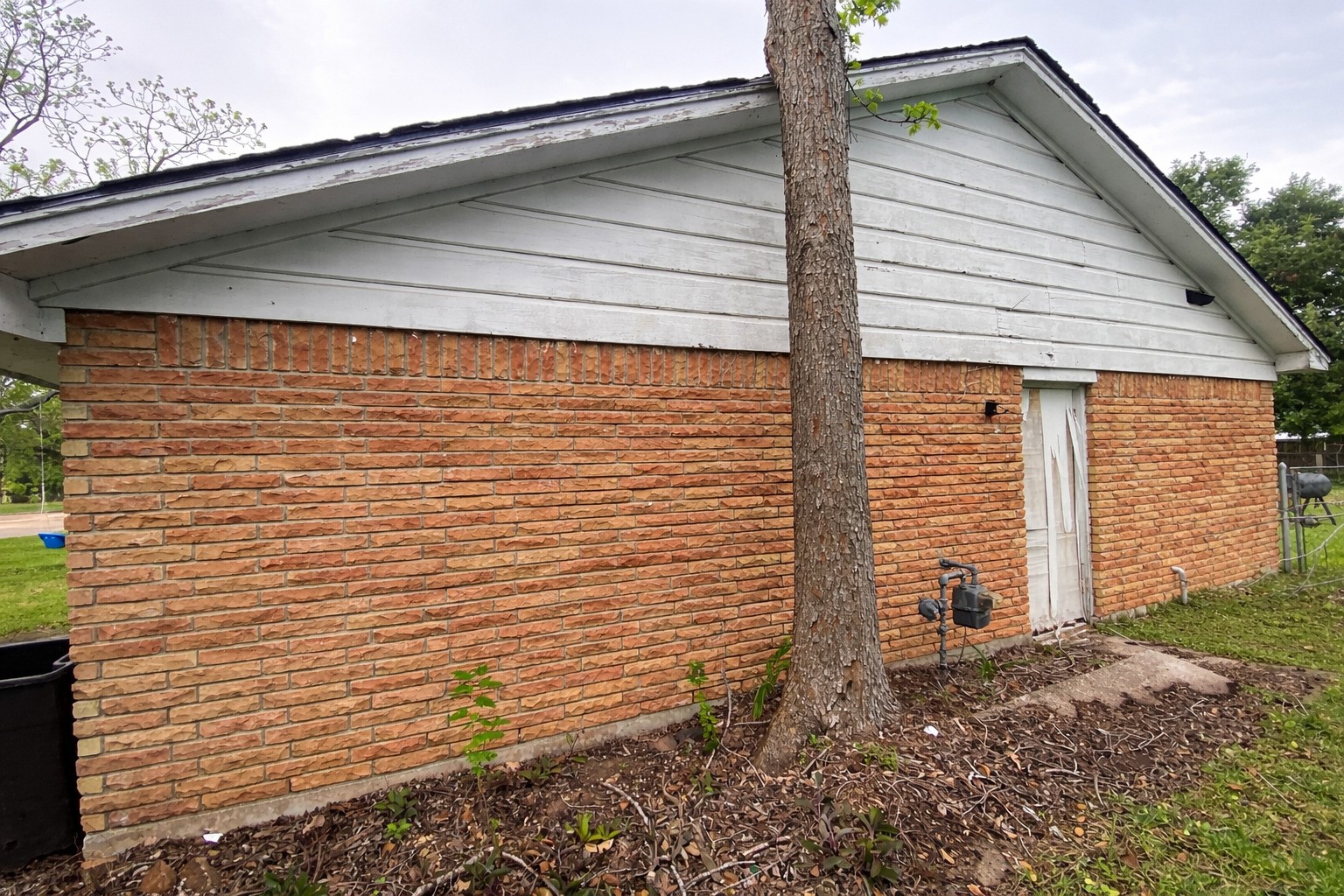 104 Oriole Lane Angleton, TX 77515 - Photo 14 of 14