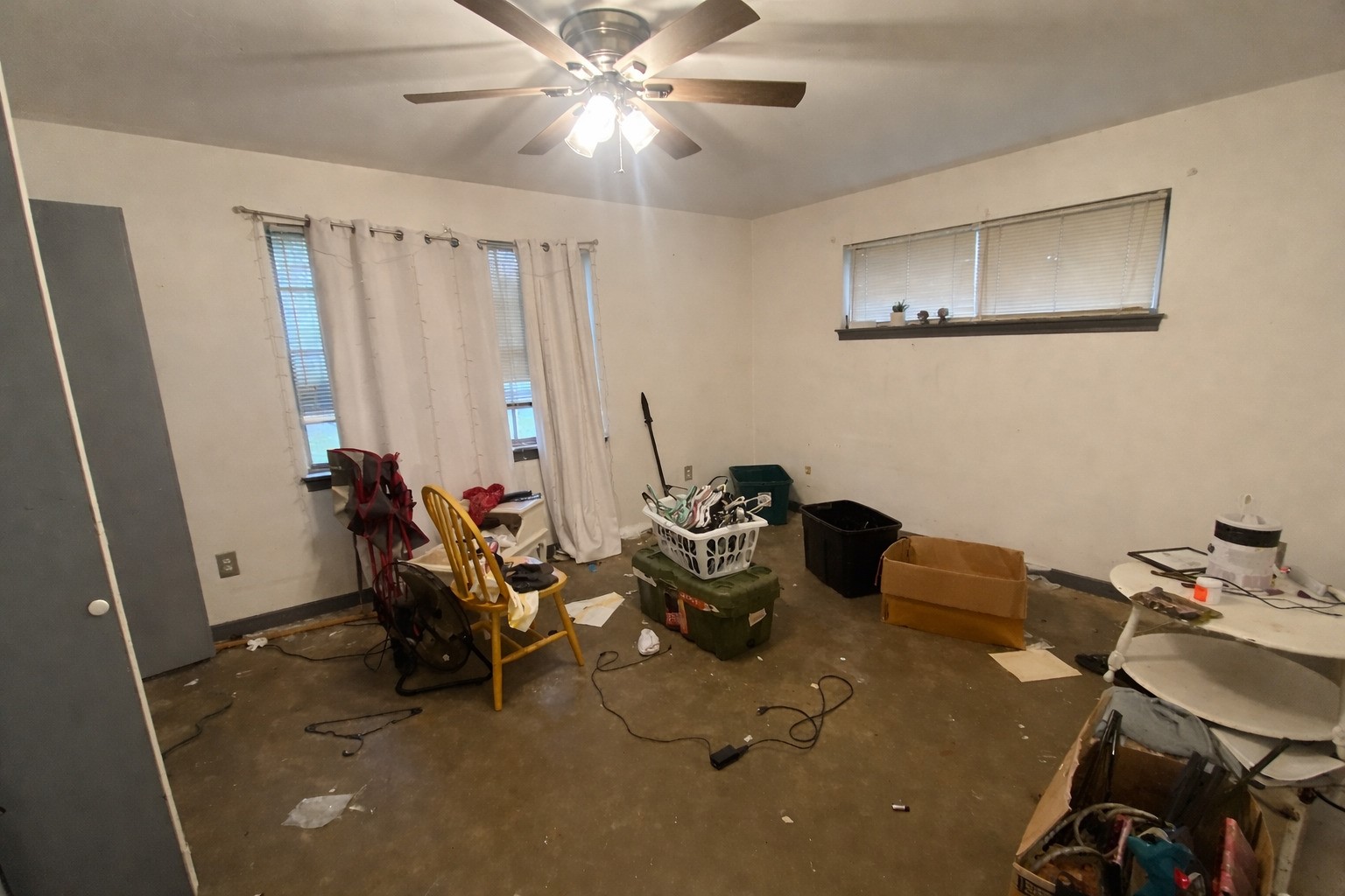 104 Oriole Lane Angleton, TX 77515 - Photo 8 of 14