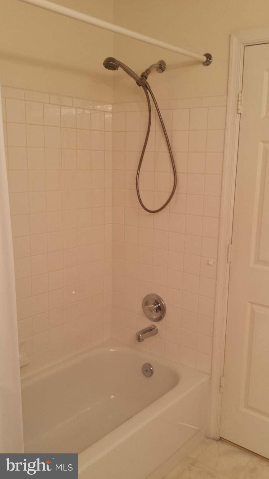 516 Kennington Road, Unit 516 Reisterstown, MD 21136 - Photo 16 of 30 Bath