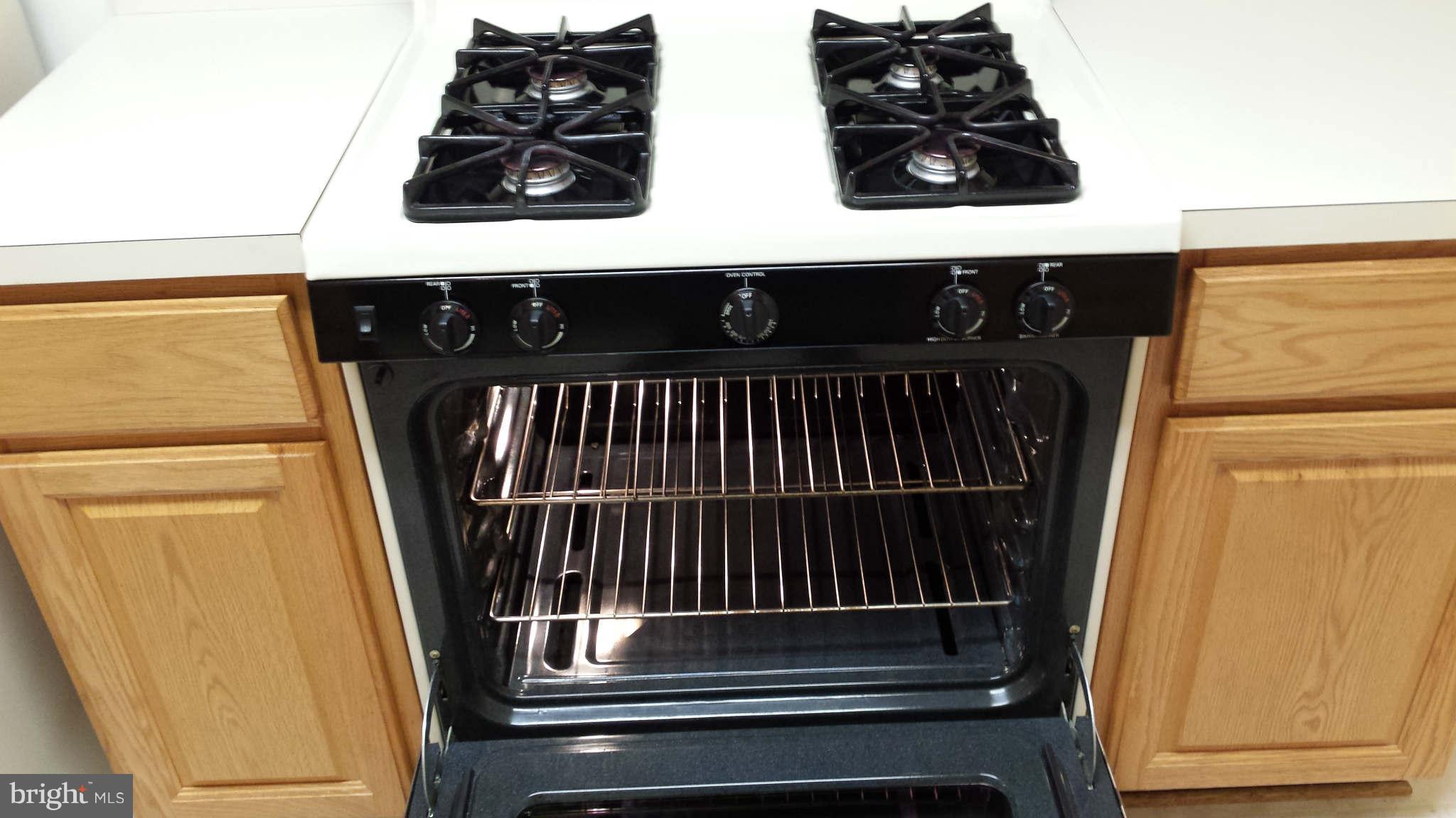 516 Kennington Road, Unit 516 Reisterstown, MD 21136 - Photo 8 of 30 Kitchen