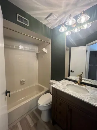 $2,200 | 11359 Stratton Park Drive, Temple Terrace, FL 33617